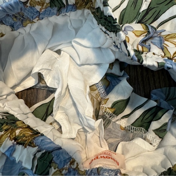 showpo Amalie The Label Estella Relaxed Shorts size 2 - Picture 6 of 6